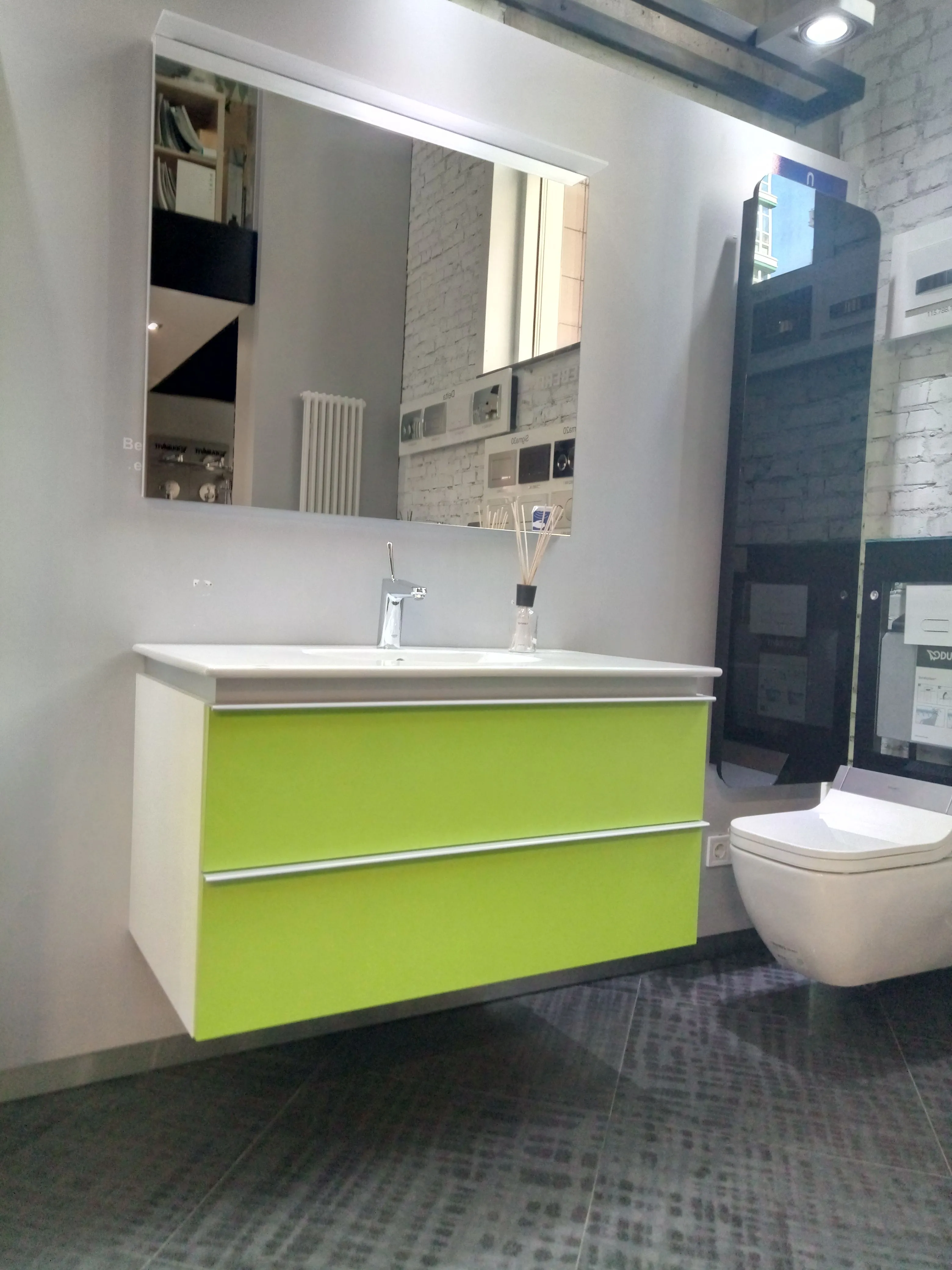 Тумба под умывальник Darling New Duravit DN64721518 (Выставочный образец) DN64721518 (выставка)